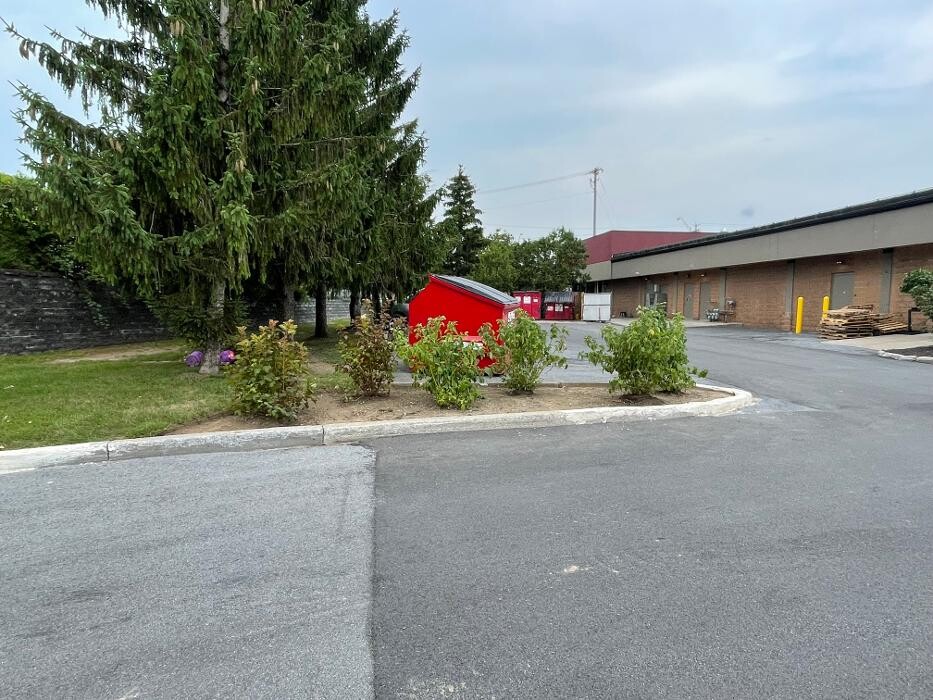 Images A Cut Above Landscape