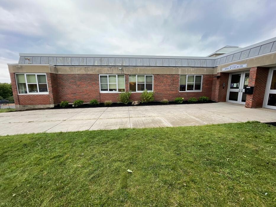 Images A Cut Above Landscape