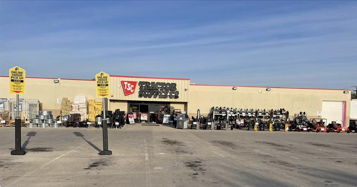 Images Tractor Supply Co.