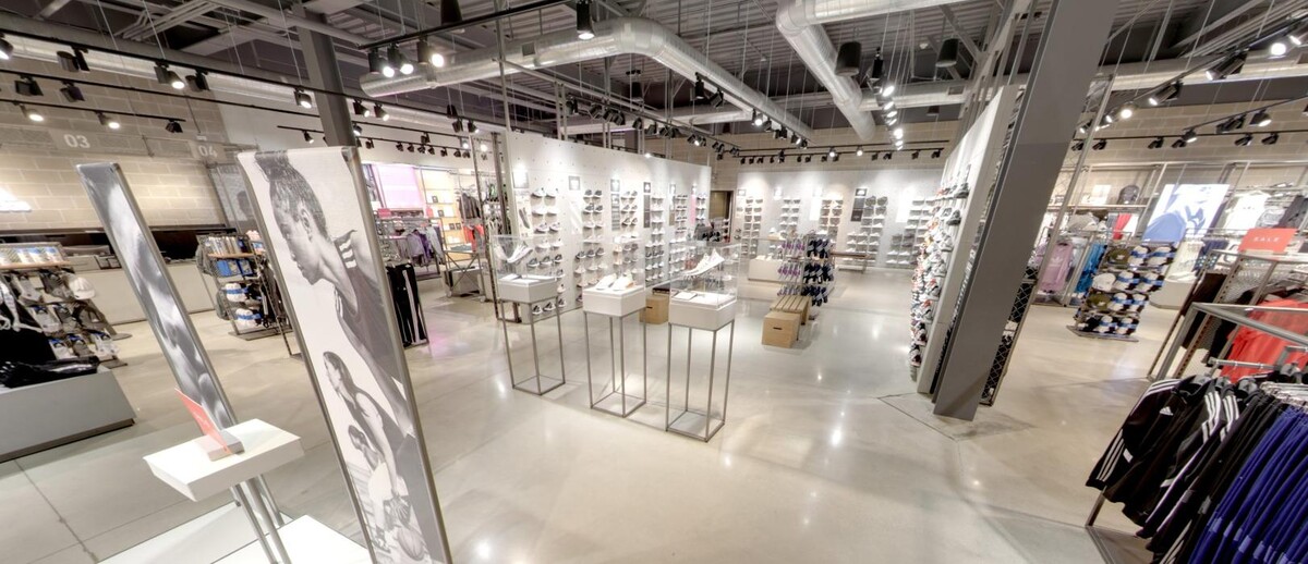 Images adidas Store Aventura