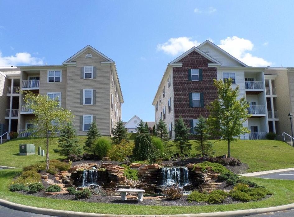 Images The Reserve at the Falls