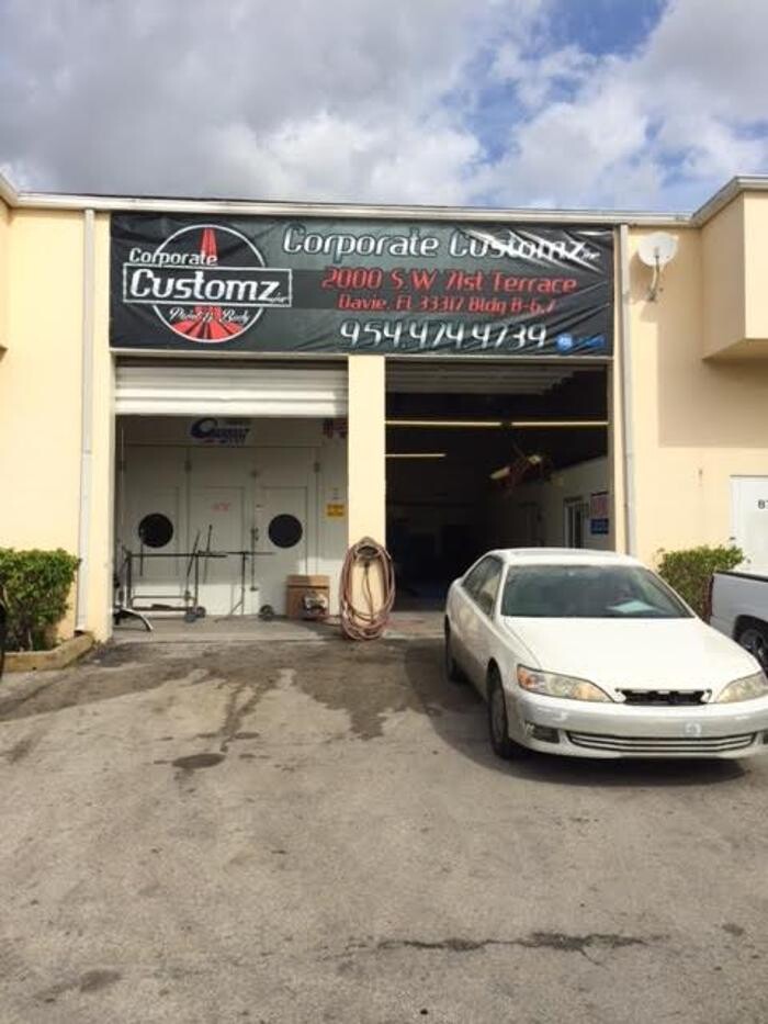 Images Corporate Customz Auto Body and Collision Repair