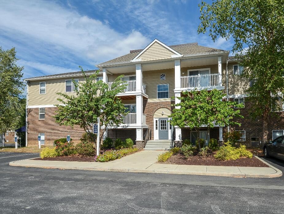 Images Glen Eagle Village Apartments