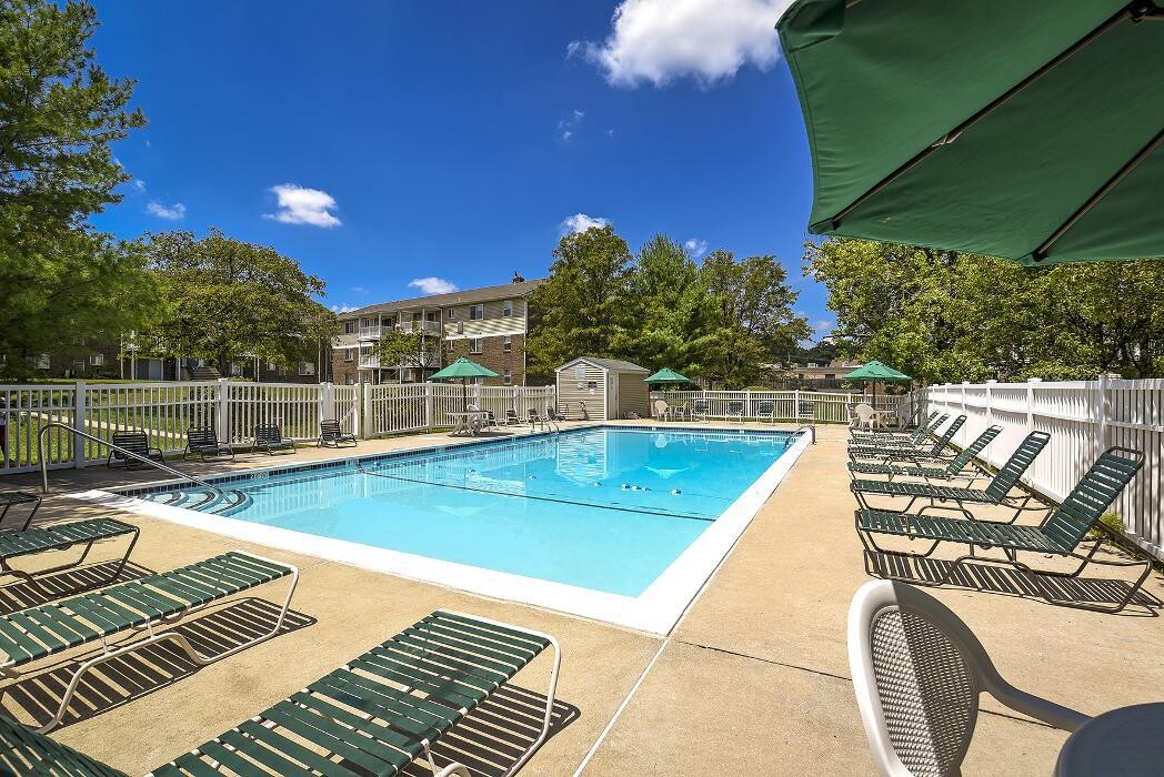 Images Glen Eagle Village Apartments