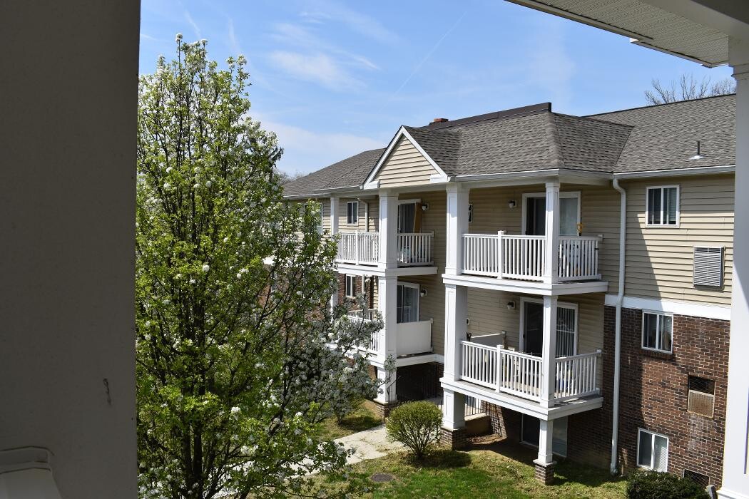 Images Glen Eagle Village Apartments