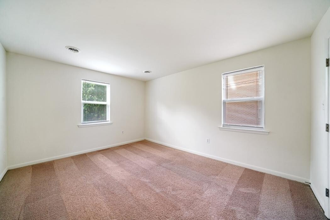 Images Glen Eagle Village Apartments