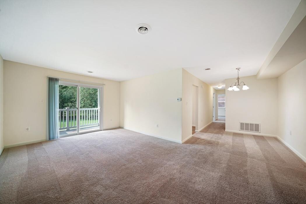 Images Glen Eagle Village Apartments