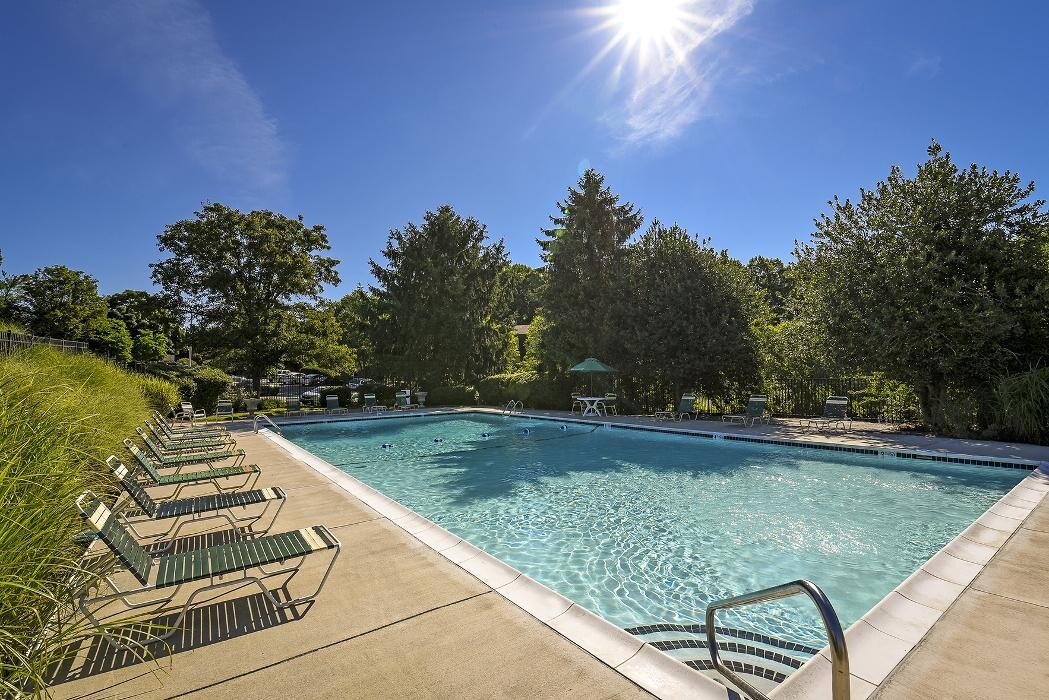 Images Fairway Park Apartments & Townhomes