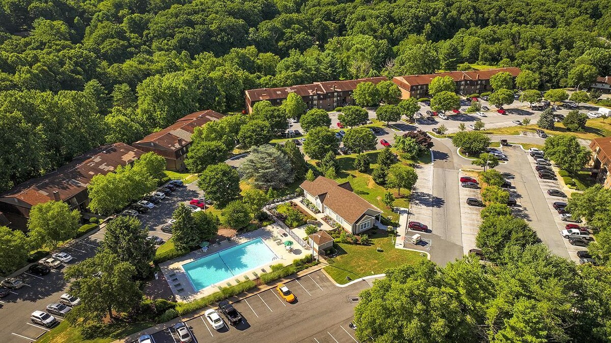 Images Fairway Park Apartments & Townhomes