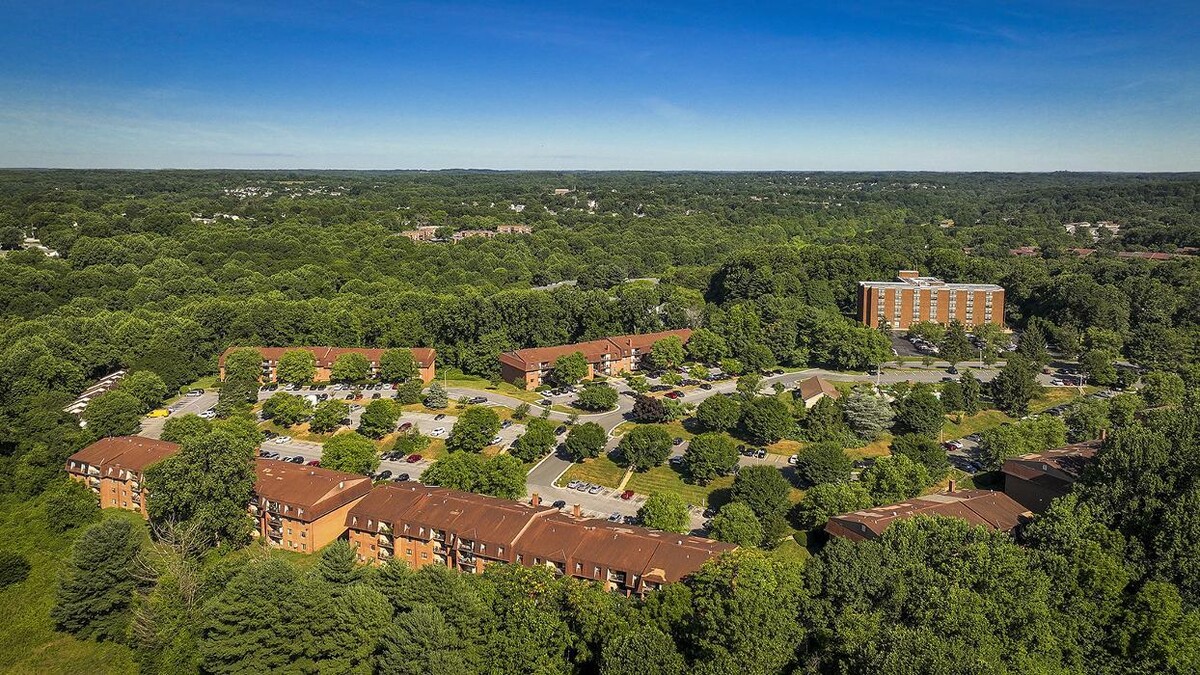 Images Fairway Park Apartments & Townhomes