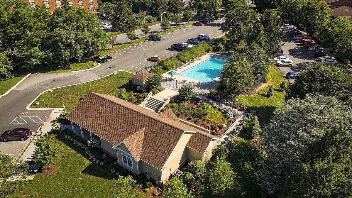 Images Fairway Park Apartments & Townhomes