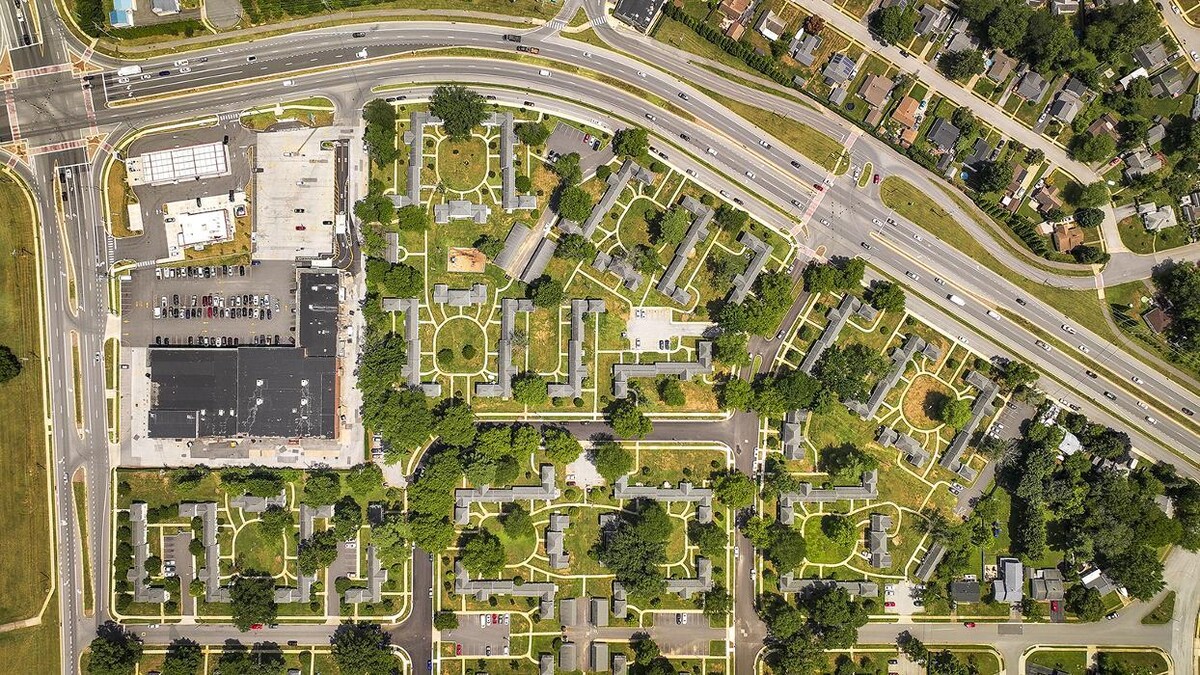 Images Greenville on 141 Apartments & Townhomes