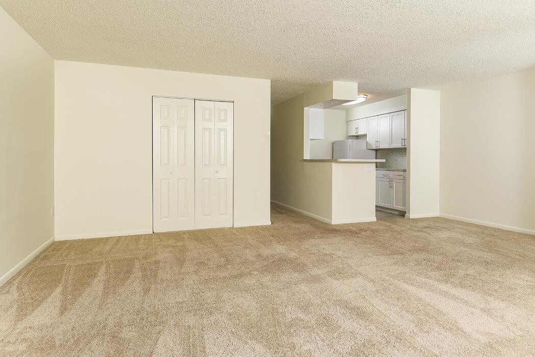 Images Lansdowne Towers Apartments