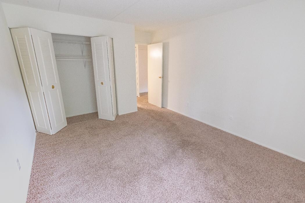 Images Lansdowne Towers Apartments