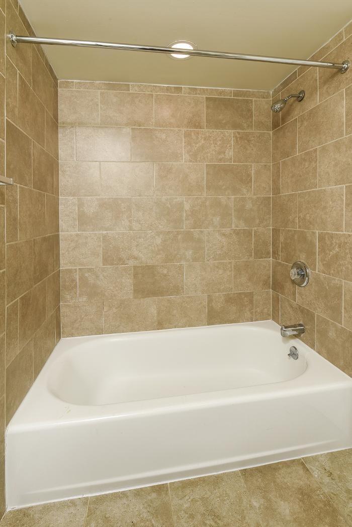 Images Lansdowne Towers Apartments