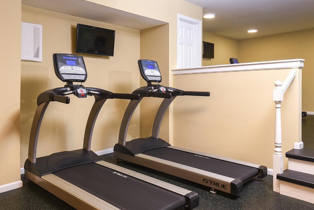 Images Lansdowne Towers Apartments