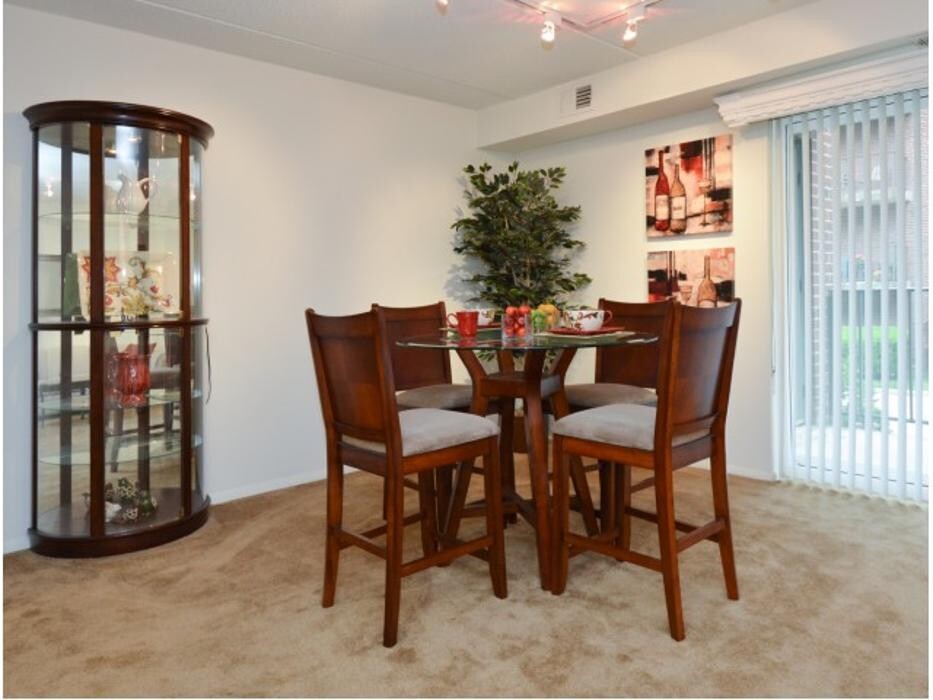 Images Lansdowne Towers Apartments