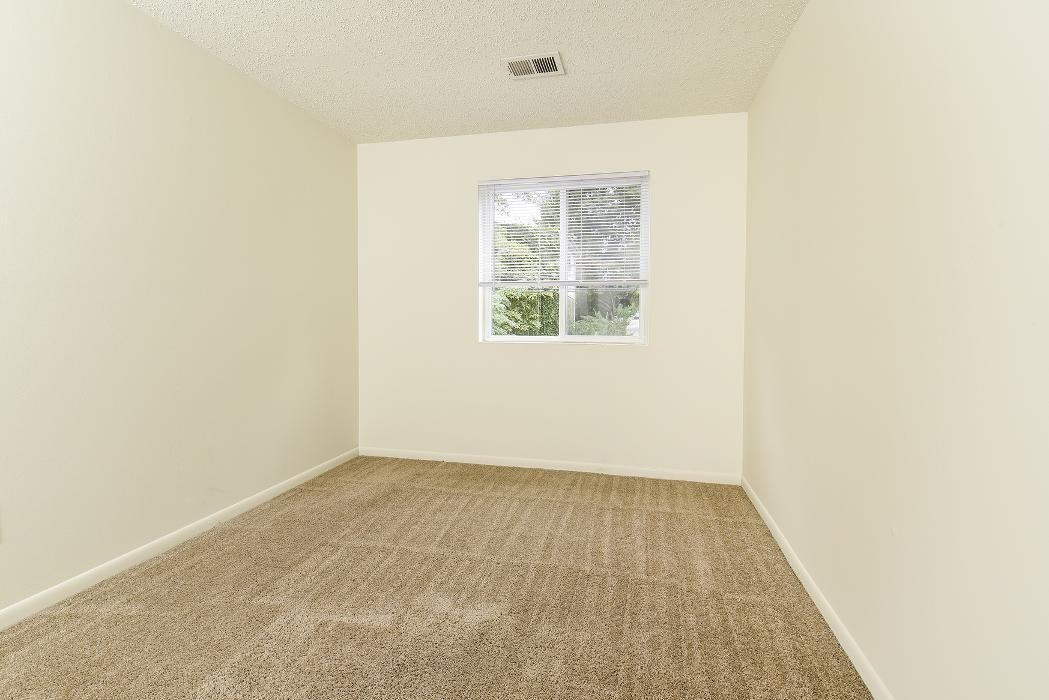 Images Lansdowne Towers Apartments