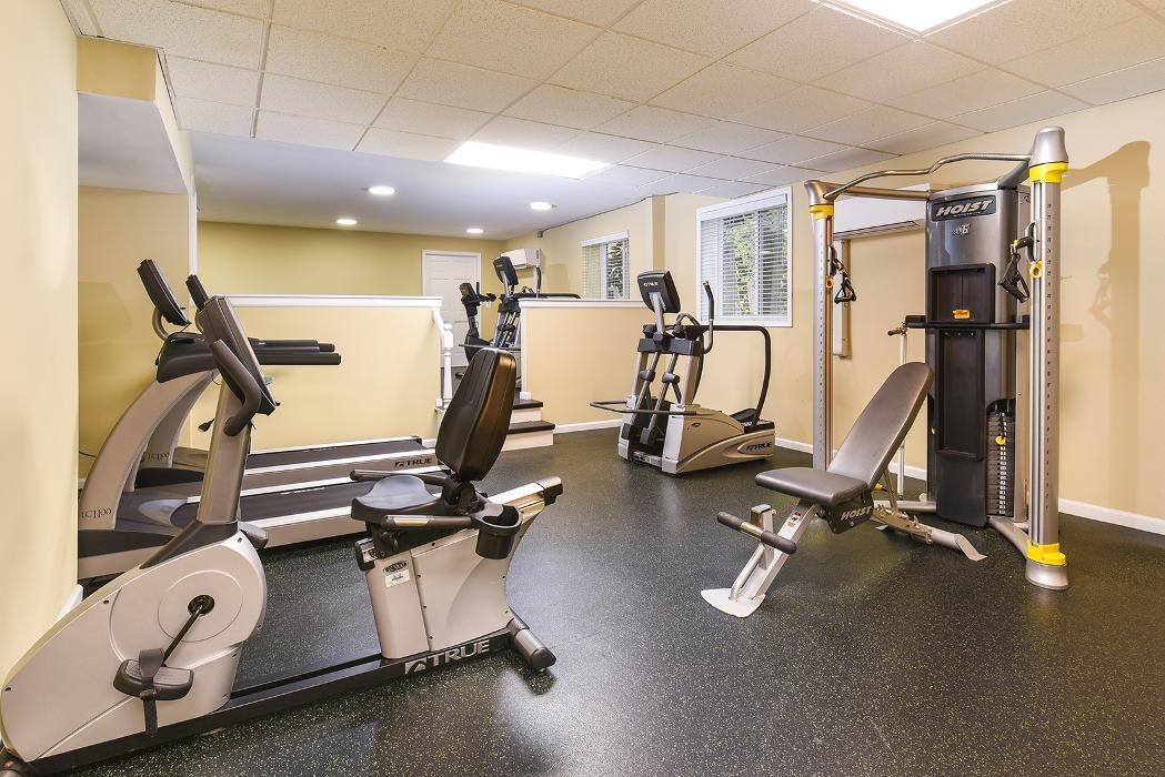 Images Lansdowne Towers Apartments