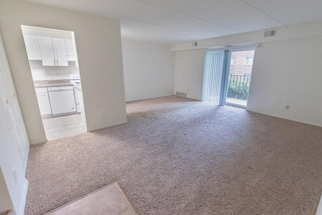 Images Lansdowne Towers Apartments