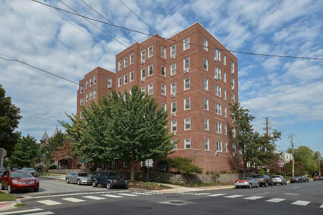 Images Gilpin Place Apartments