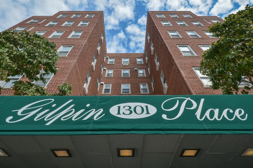 Images Gilpin Place Apartments