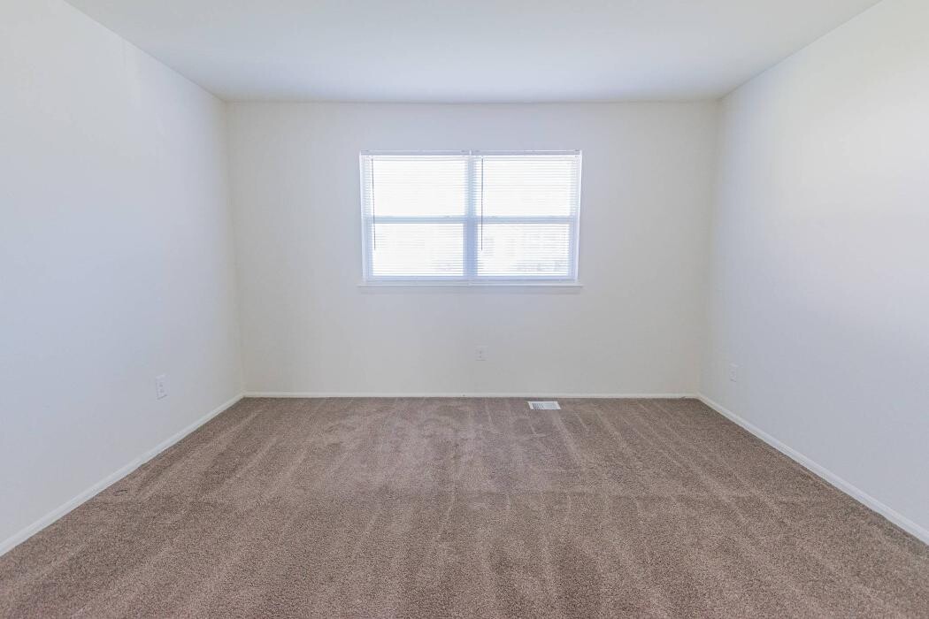 Images Rolling Glen Apartments and Townhomes