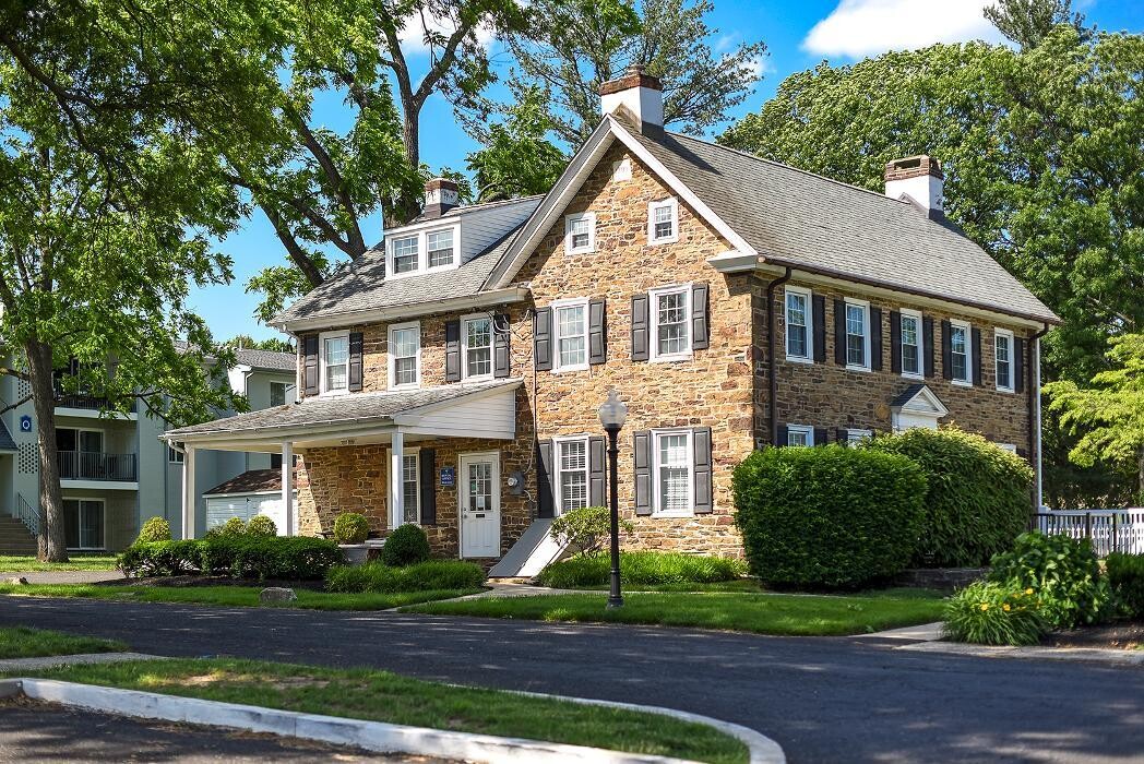 Images Valley Stream Apartments