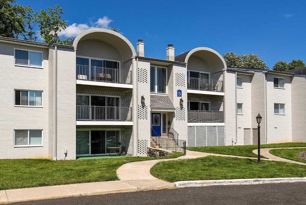 Images Valley Stream Apartments