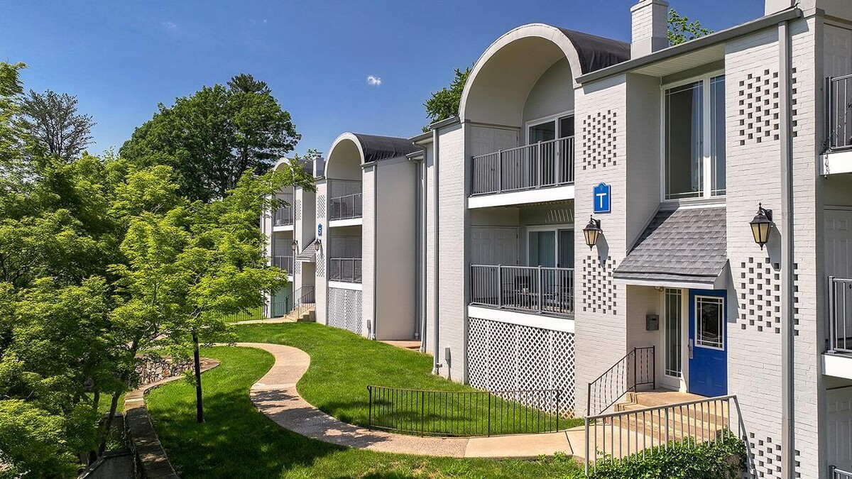 Images Valley Stream Apartments