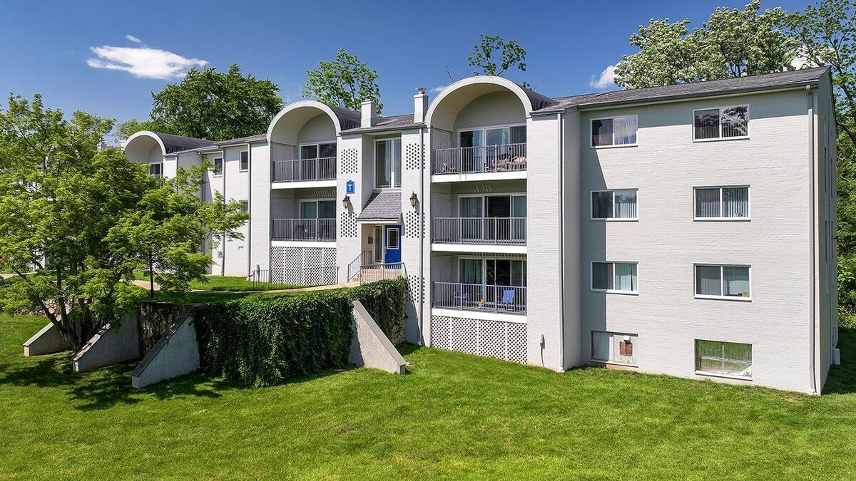 Images Valley Stream Apartments