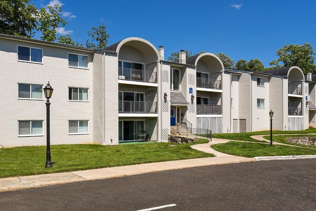 Images Valley Stream Apartments