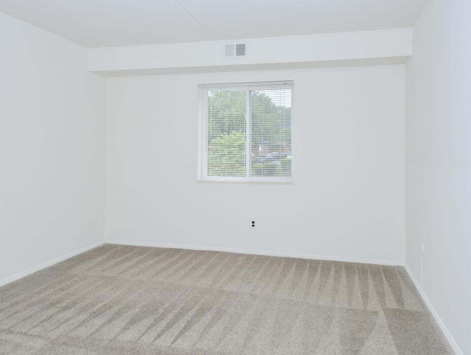 Images Gladstone Towers Apartments