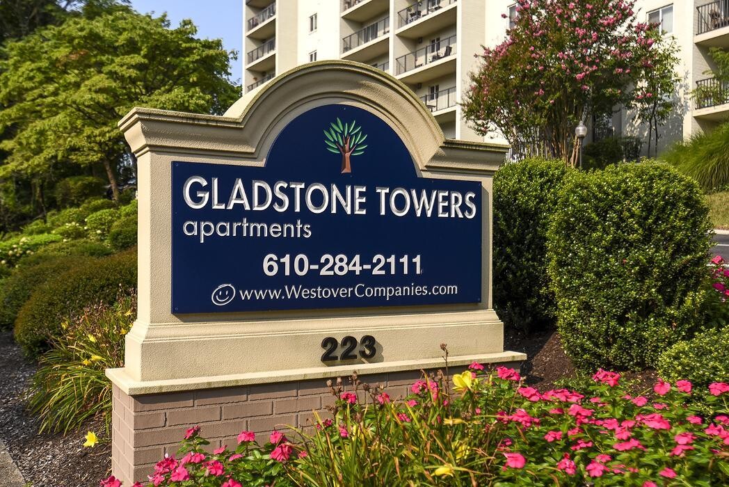 Images Gladstone Towers Apartments