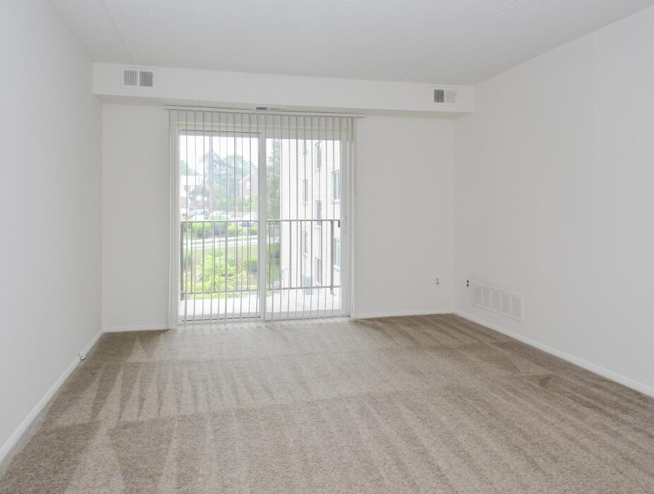 Images Gladstone Towers Apartments