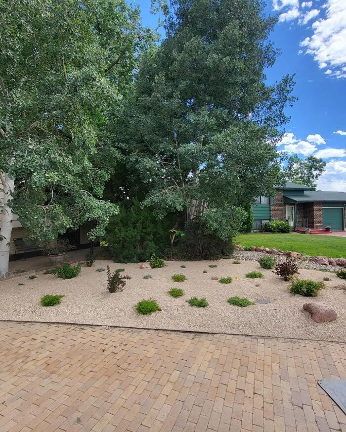 Images Above & Beyond Lawn & Landscaping