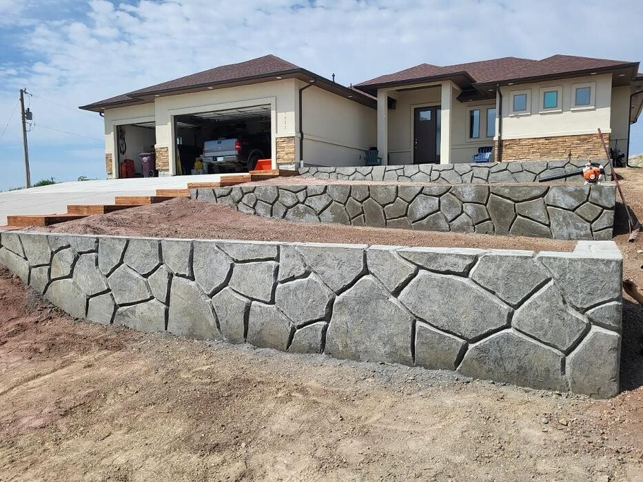 Images Above & Beyond Lawn & Landscaping