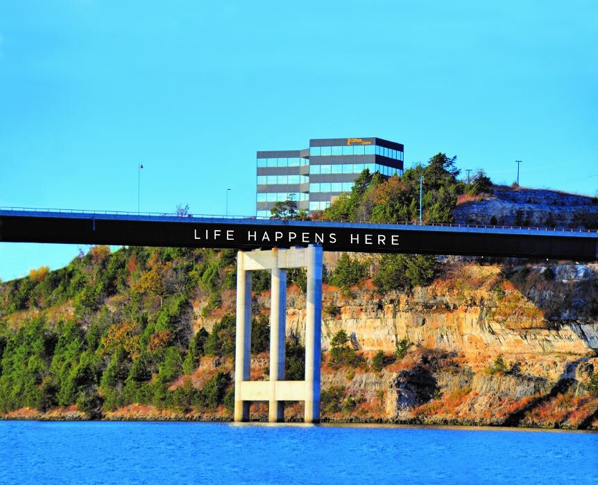 Images Real Estate at the Lake with Valerie Littrell