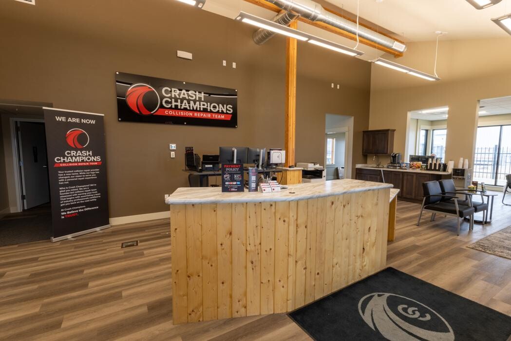 Images Crash Champions Collision Repair Great Falls DWTN