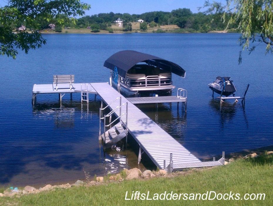 Images LiftsLaddersAndDocks.com