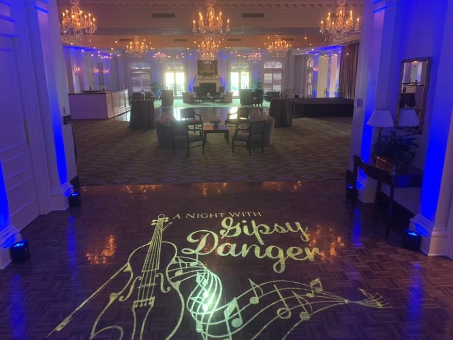 Images SI Events LLC.