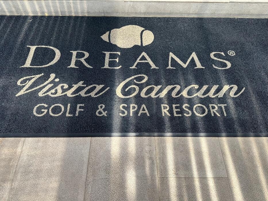 Images Magnified Vacations CruiseOne