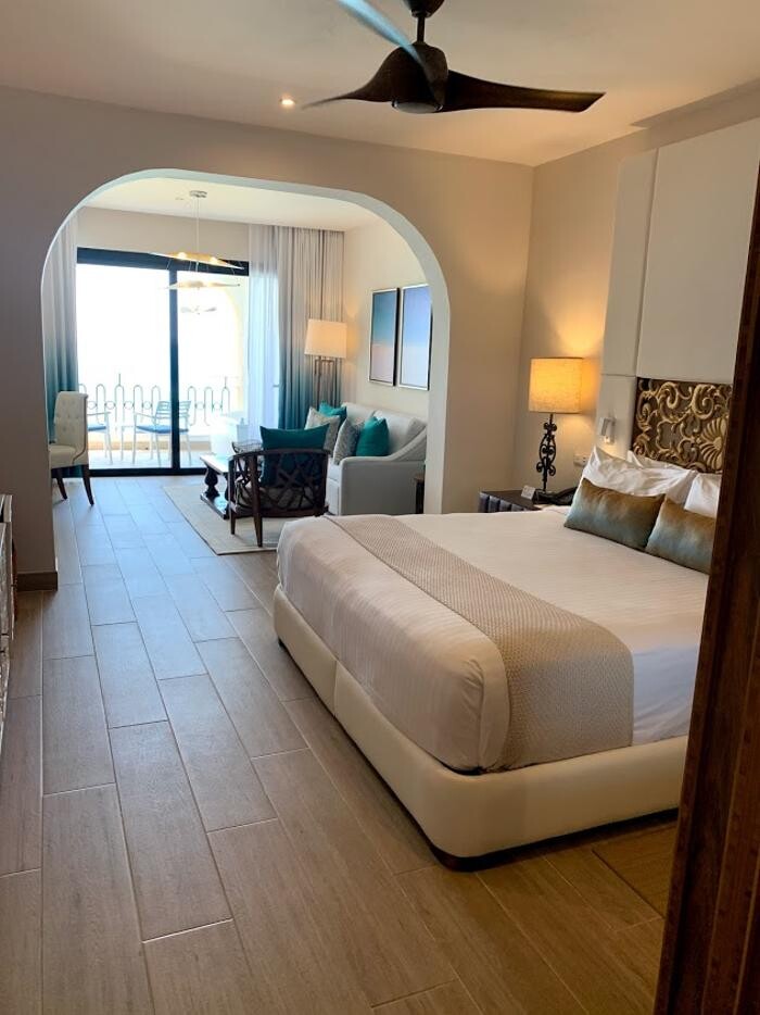 Images Magnified Vacations CruiseOne