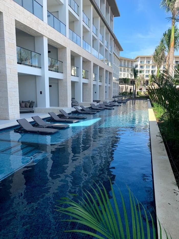 Images Magnified Vacations CruiseOne