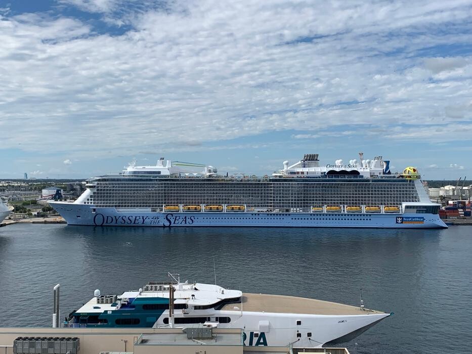 Images Magnified Vacations CruiseOne