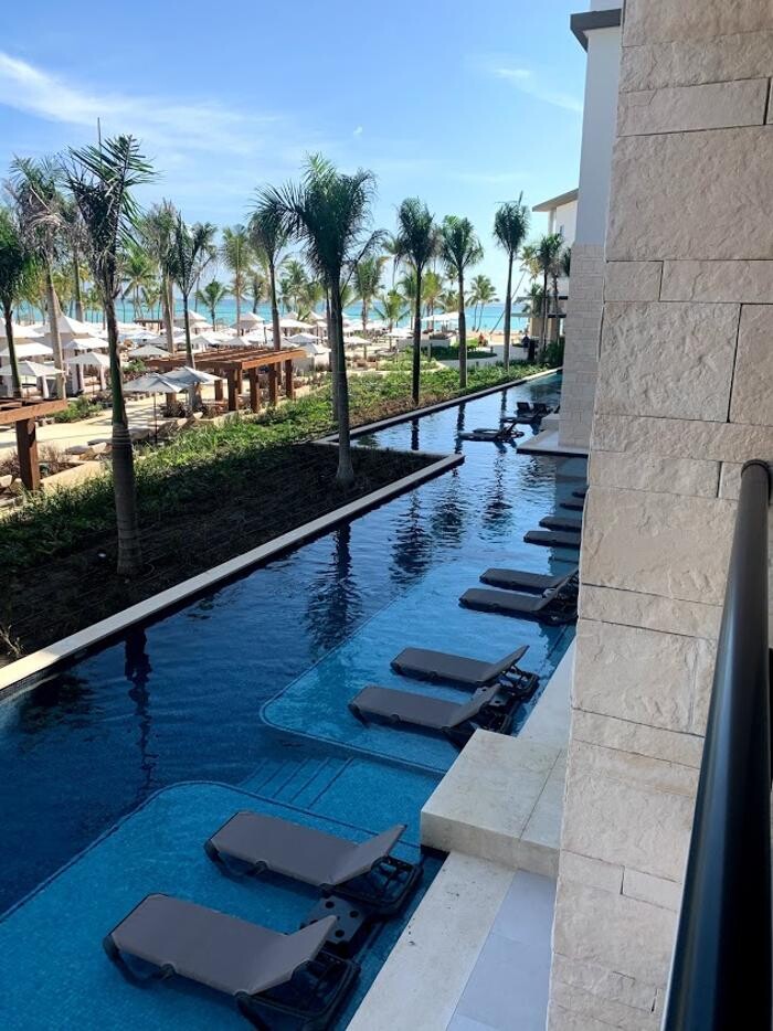 Images Magnified Vacations CruiseOne