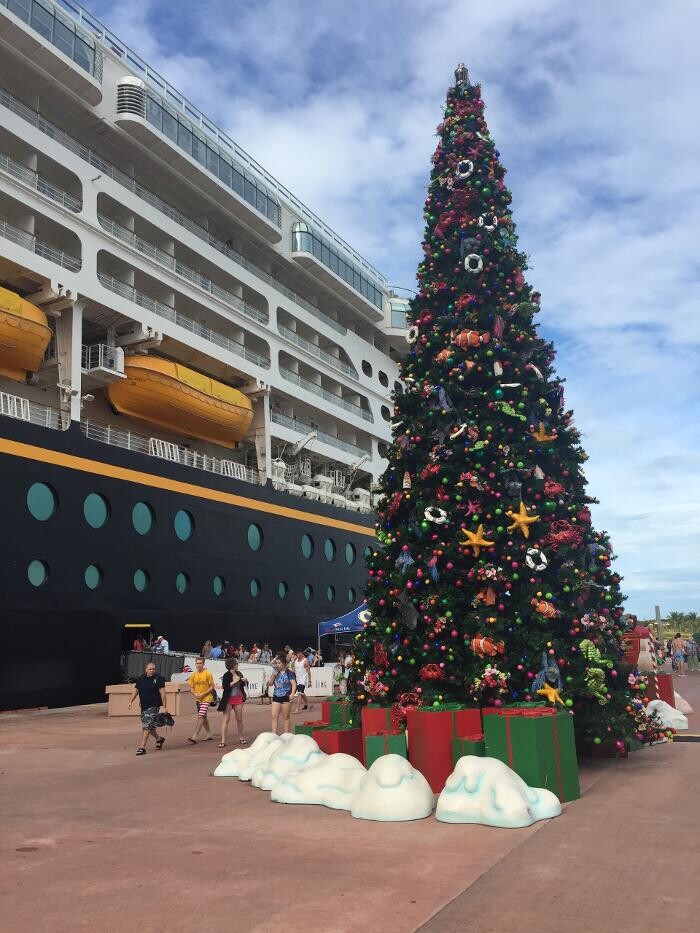 Images Magnified Vacations CruiseOne