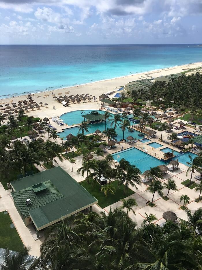 Images Magnified Vacations CruiseOne