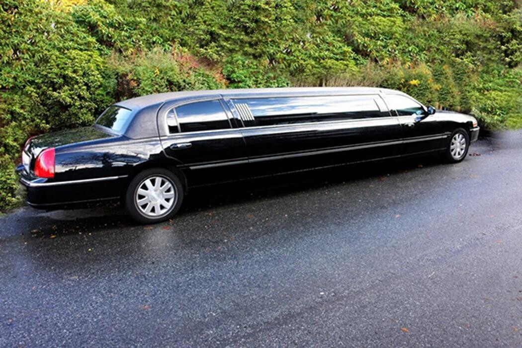 Images 365 Limo Denver