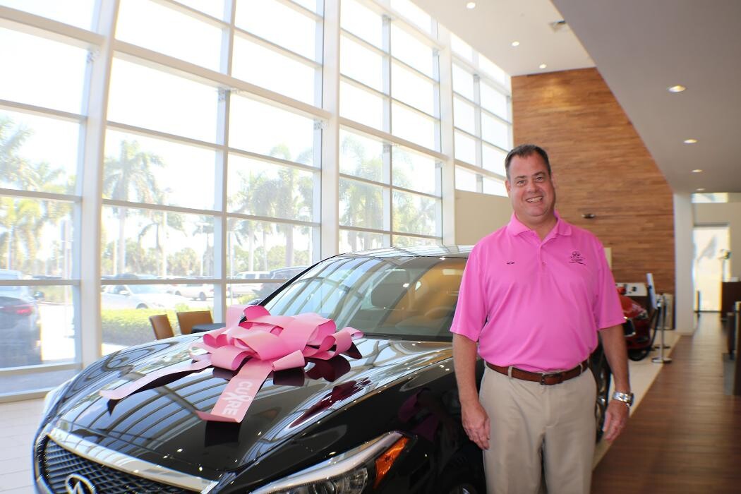 Images INFINITI Stuart